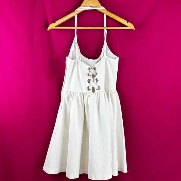 Guess White Skater Mini Dress Tie-Up Back Bodycon Fit & Flare Sleeveless‎ Size 6 - Picture 11 of 17